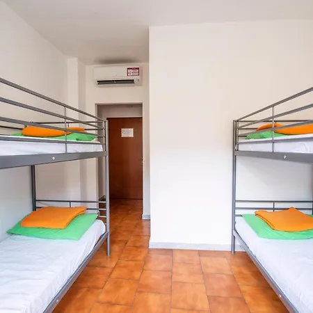 Hostel Safestay Pisa Centrale *