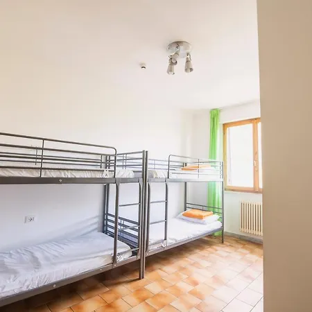 Safestay Pisa Centrale Hostel *