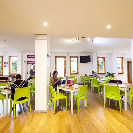 Хостел Safestay